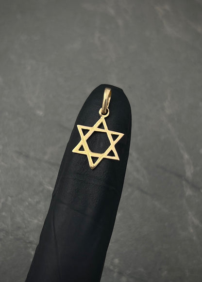 Dije estrella de david 0.65gr / Largo 2.1cm / Oro Amarillo Nac P