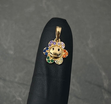 Dije flor con swarovski multicolor 1gr / Largo 1.6cm / Oro Amarillo Nac M