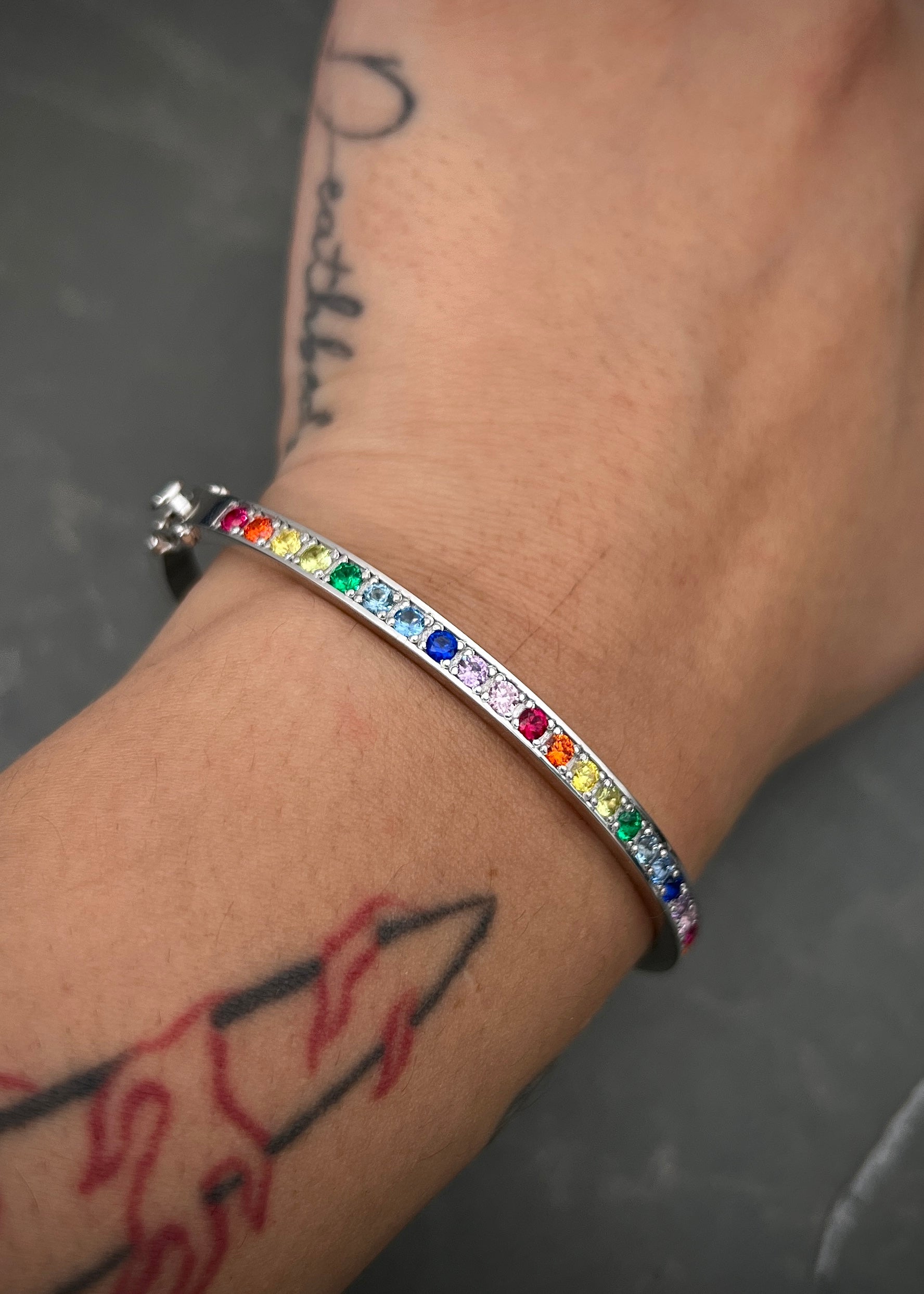 Pulso Aro Con Swarovski Multicolor 19.95gr / Largo 16.5cm / Oro Blanco Nac P