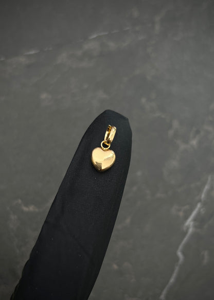 Dije  corazon liso 0.3gr /Largo 1.3cm / Oro Amarillo Nac B