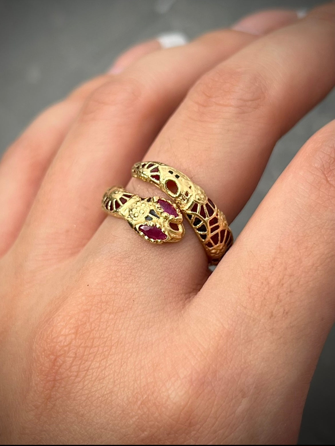 Anillo De Serpiente 4.2gr / Talla: 7 1/4 Oro Amarillo italy +3 B