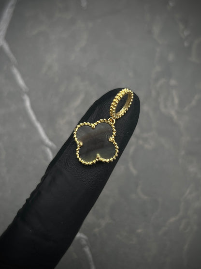 Dije lucky clover piedra tornasol 1.9gr / 2.3cm / Oro Amarillo Nac M