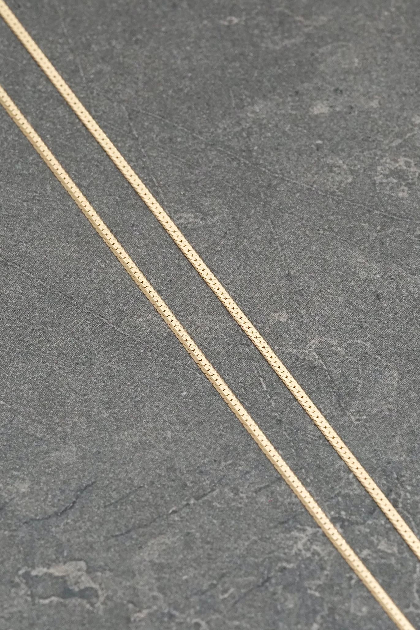 Cadena mini serpiente 1.5gr / Largo 45cm — Oro Amarillo