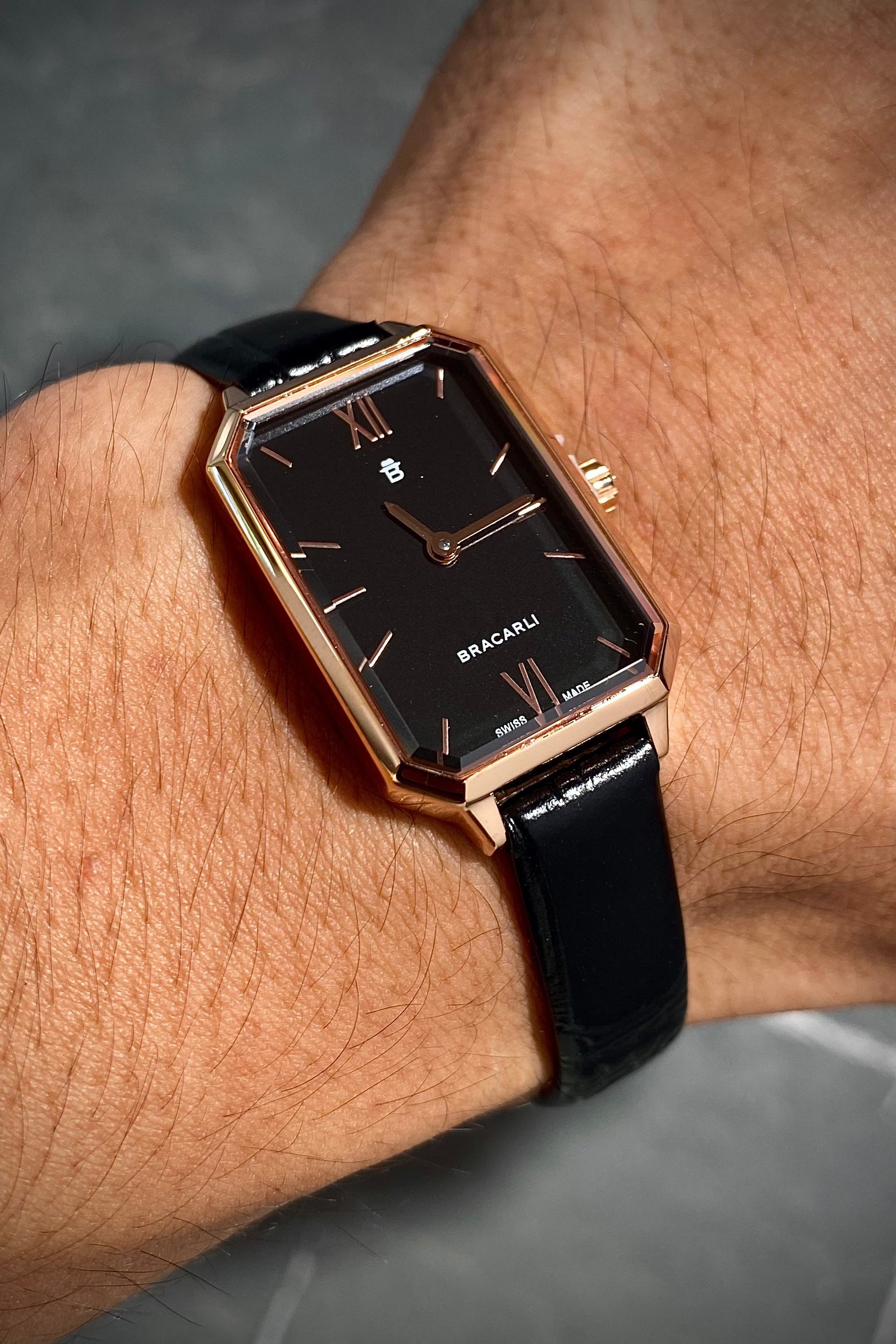 Reloj BRACARLI NEGRO Colección Arte, Hecho En Suiza P