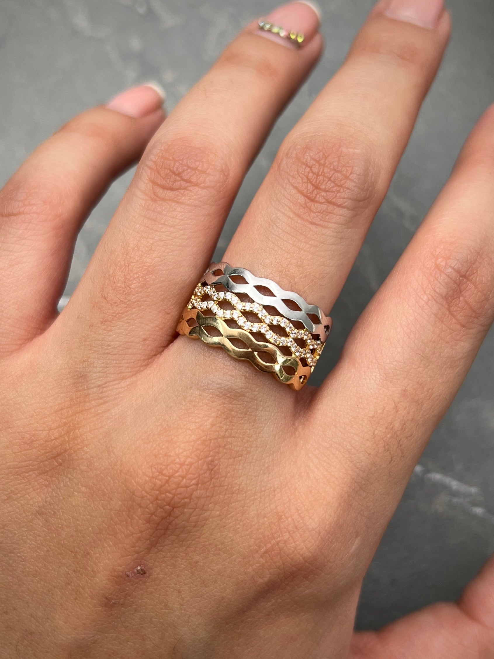 Anillo Ondas Con Swarovski Blanco 3.8gr / TALLA 6 1/2 / Tres Oros italy +2 M