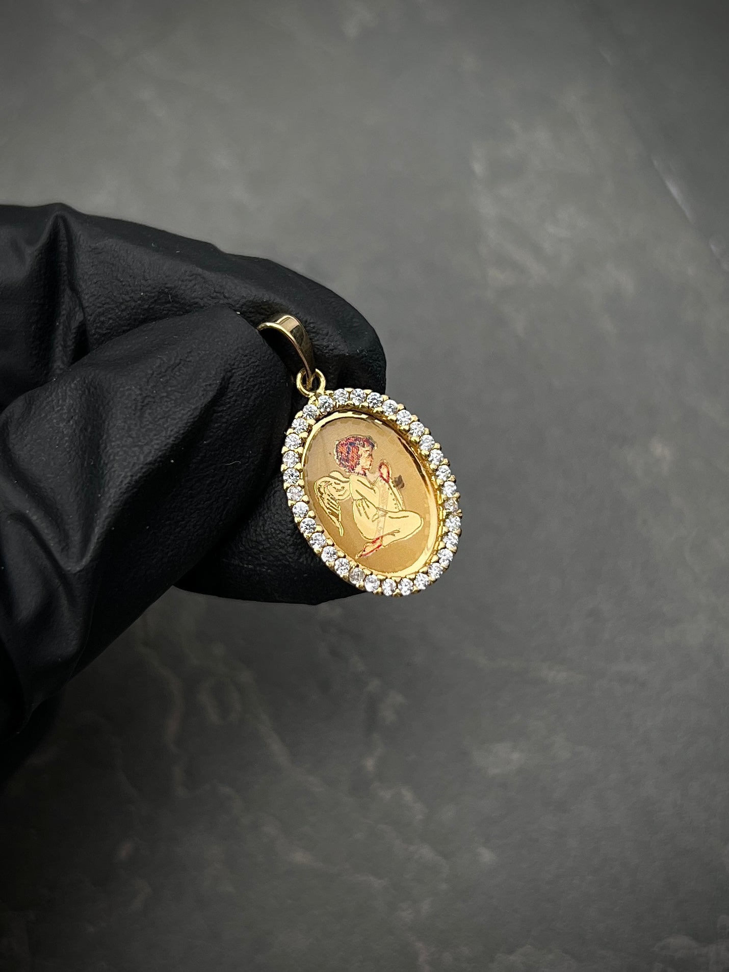Dije Medalla De Angel Con Swarovski 1.95gr / Largo 2.4cm / Oro Amarillo italy +4 M