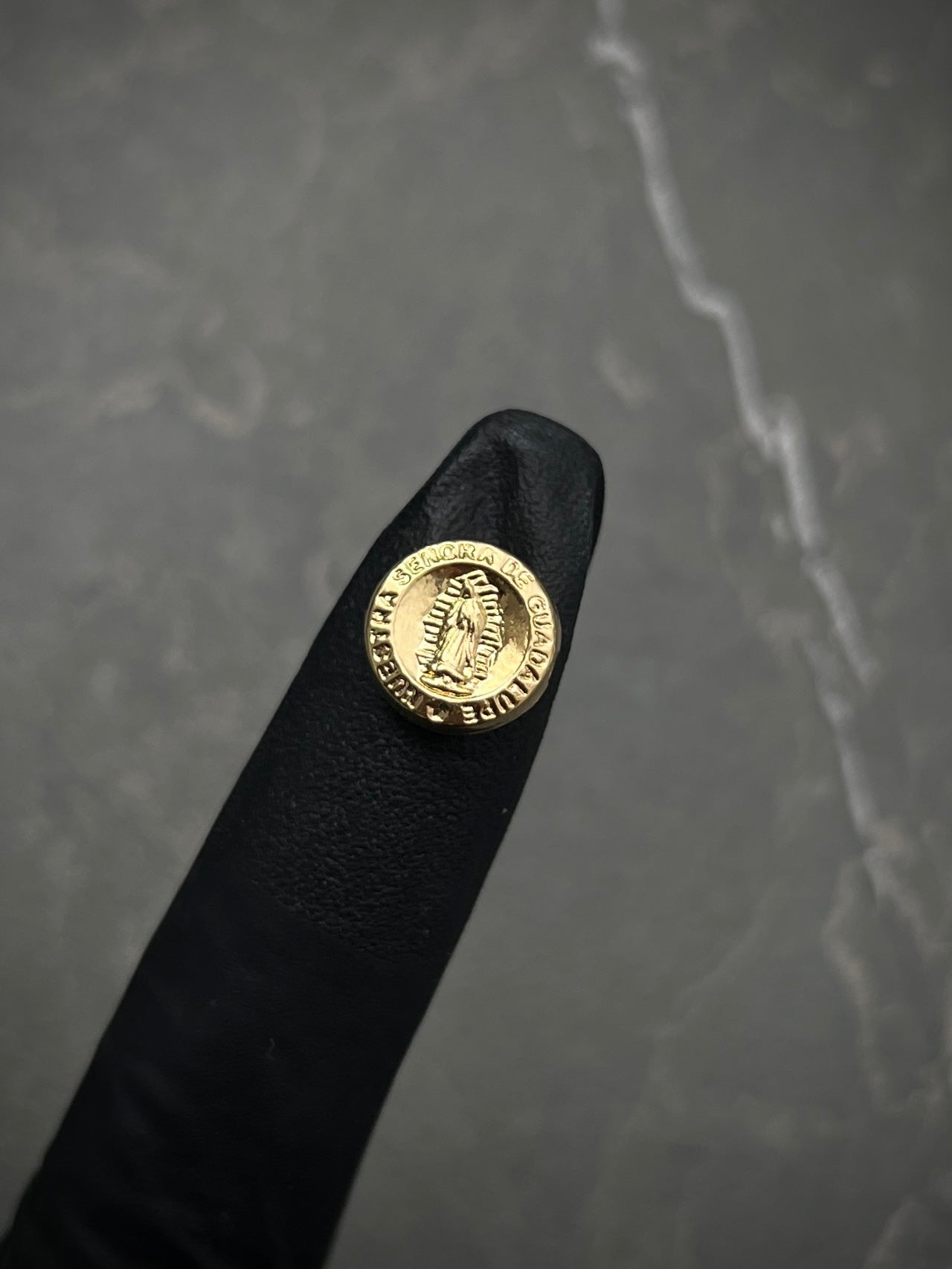 Herraje Tambor Virgen De Guadalupe 0.5gr / Largo 1cm / Oro Amarillo Nac B