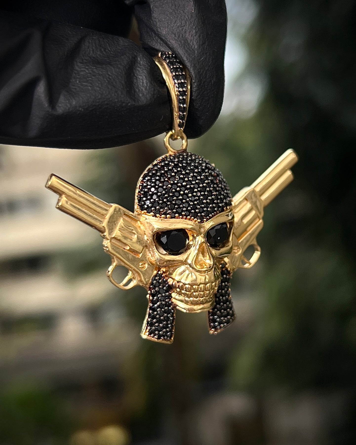 Dije de calavera 11.9gr / 4.3cm / Oro Amarillo Nac M