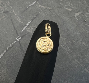 Dije letra B 0.35gr / Largo 1.5cm / Oro Amarillo Nac M