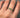 Anillo con 21pts de esmeraldas 1.3gr / TALLA 5 3/4 / Oro Amarillo (Joya) M
