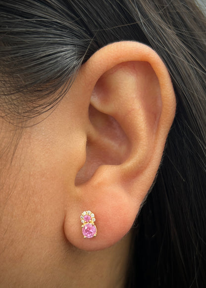 Topos con swarovski rosado y blanco 1.5gr / Largo 0.8cm / Oro Amarillo Nac B