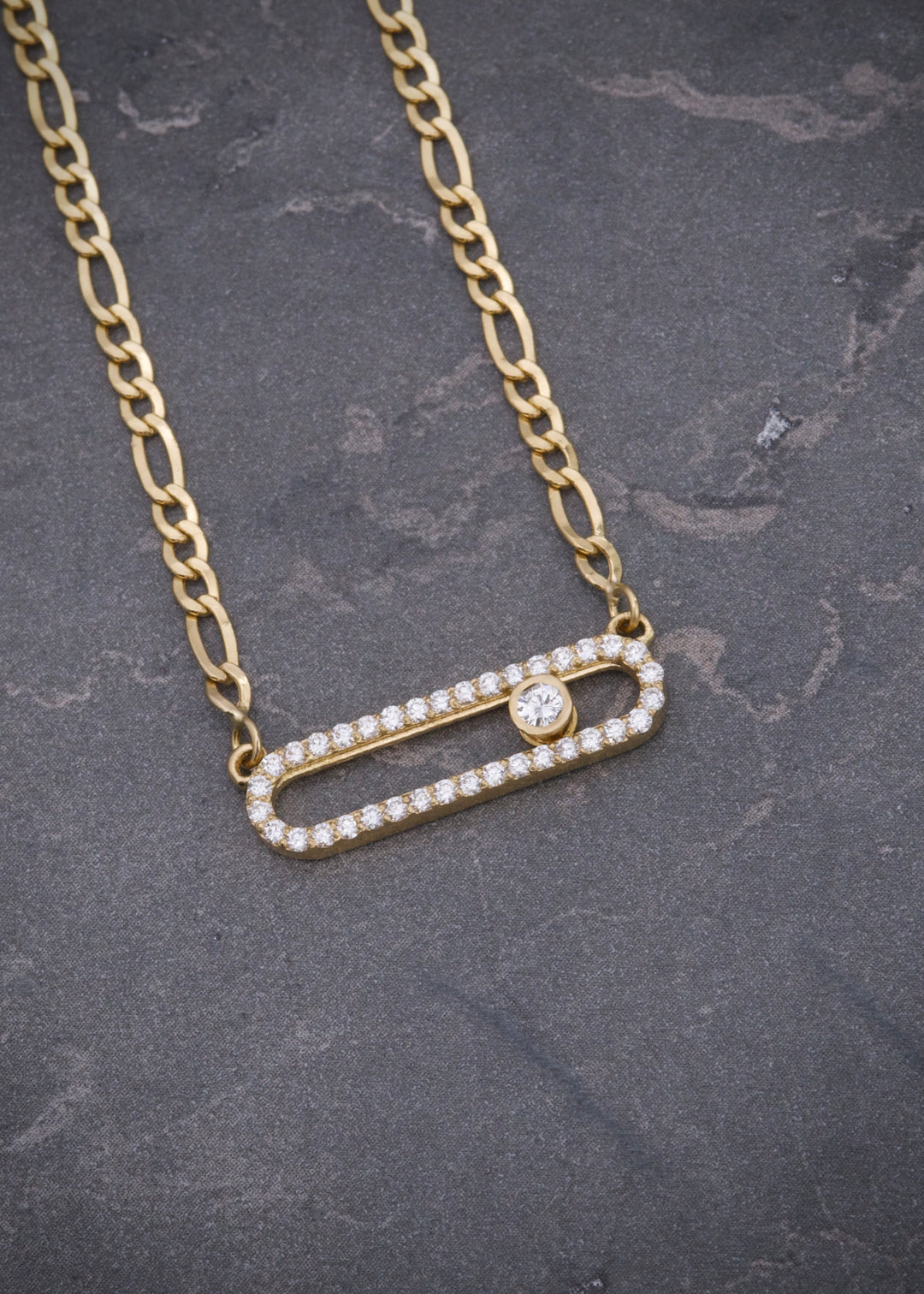Cadena MK con 38pts diamante blanco 4.9gr / Largo 45cm — Oro Amarillo