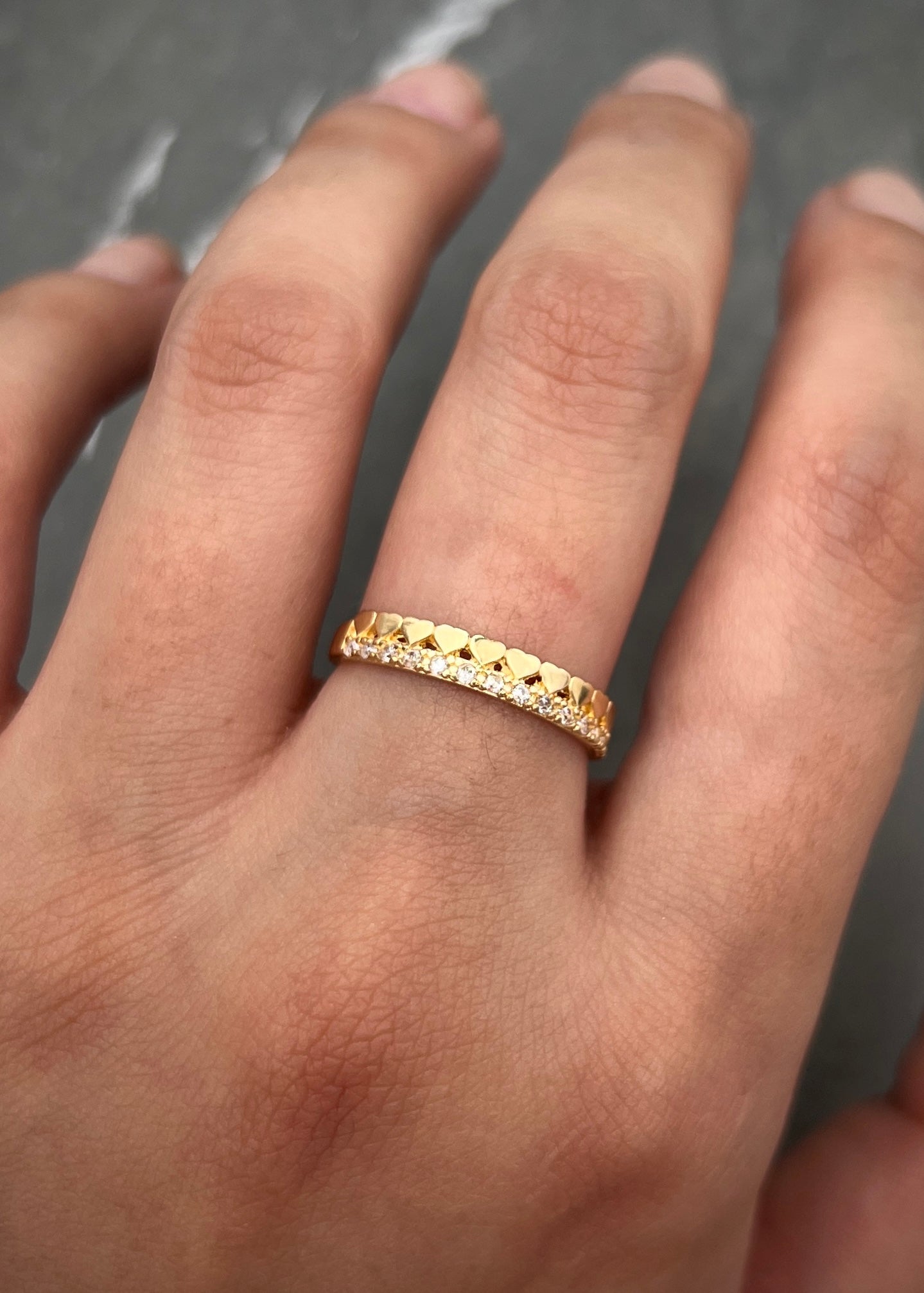 Anillo corazones con swarovski blanco 2.15gr / TALLA 6 1/2 / Oro Amarillo Nac M