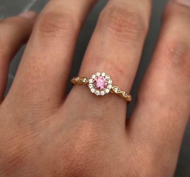 Solitario con swarovski rosado 1.9gr / TALLA 6 1/4 / Oro Amarillo Nac P