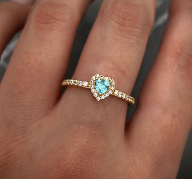 Solitario corazon con swarovski azul y blanco 2.05gr / TALLA 6 3/4 / Oro Amarillo Nac P