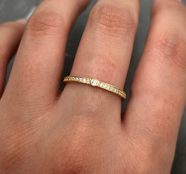 Anillo con swarovski blanco 1.25gr / TALLA 6 1/2 / Oro Amarillo Nac P