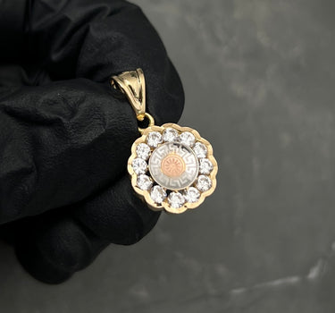 Dije flor con swarovski blanco 2.45gr / Largo 2.2cm / Oro Amarillo italy +3 B