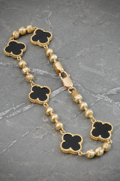 Pulso Lucky Clover Piedra Negra 15.85gr / 23cm / 14mm — Oro Amarillo