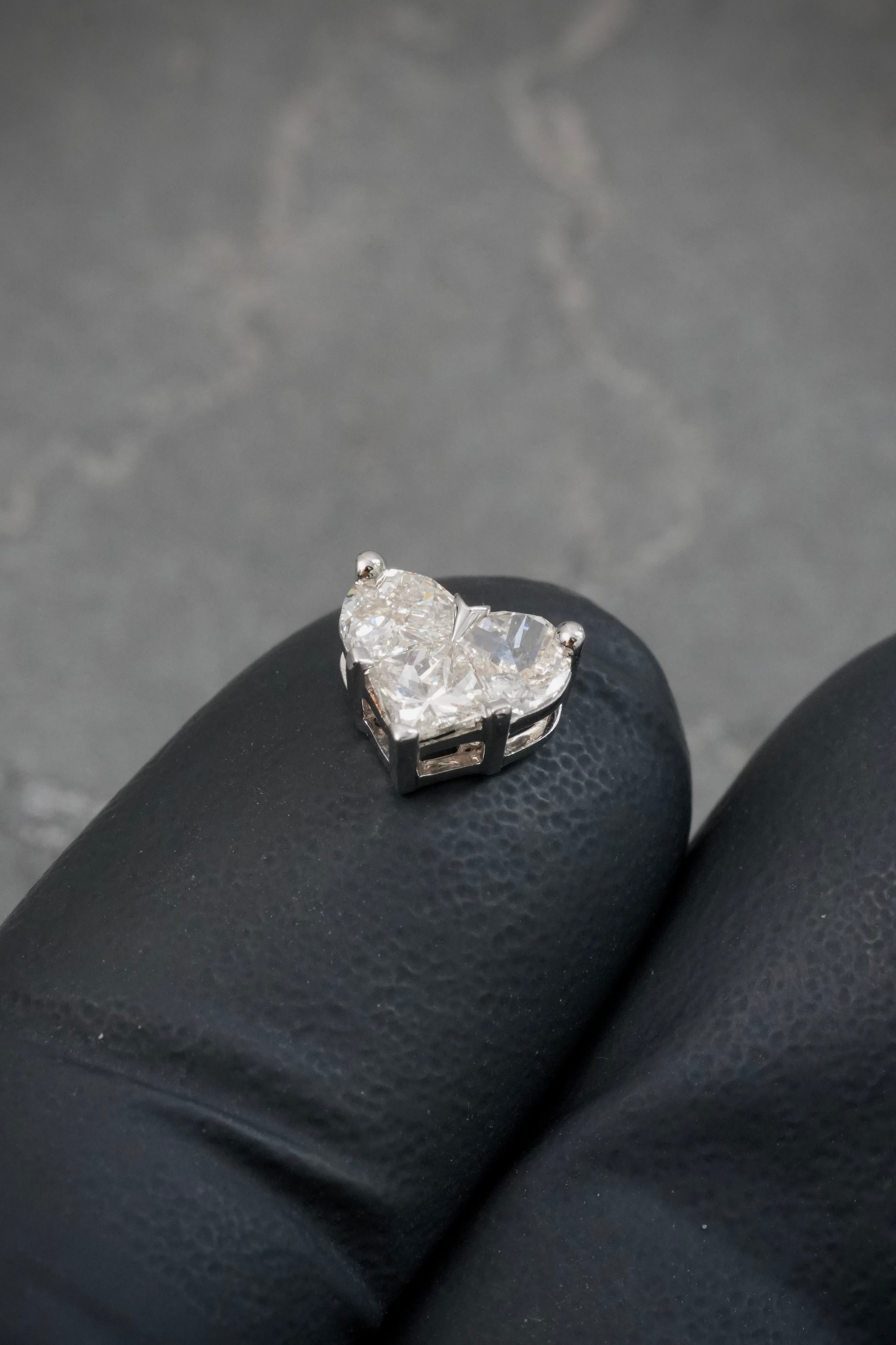 Dije Corazon con 50pts de Diamantes 0.55gr / 0.7cm / 7.7mm — Oro Blanco