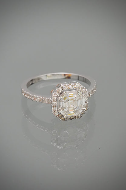 Solitario con 83pts de Diamantes 3.5gr / Talla 6 1/2 — Oro Blanco