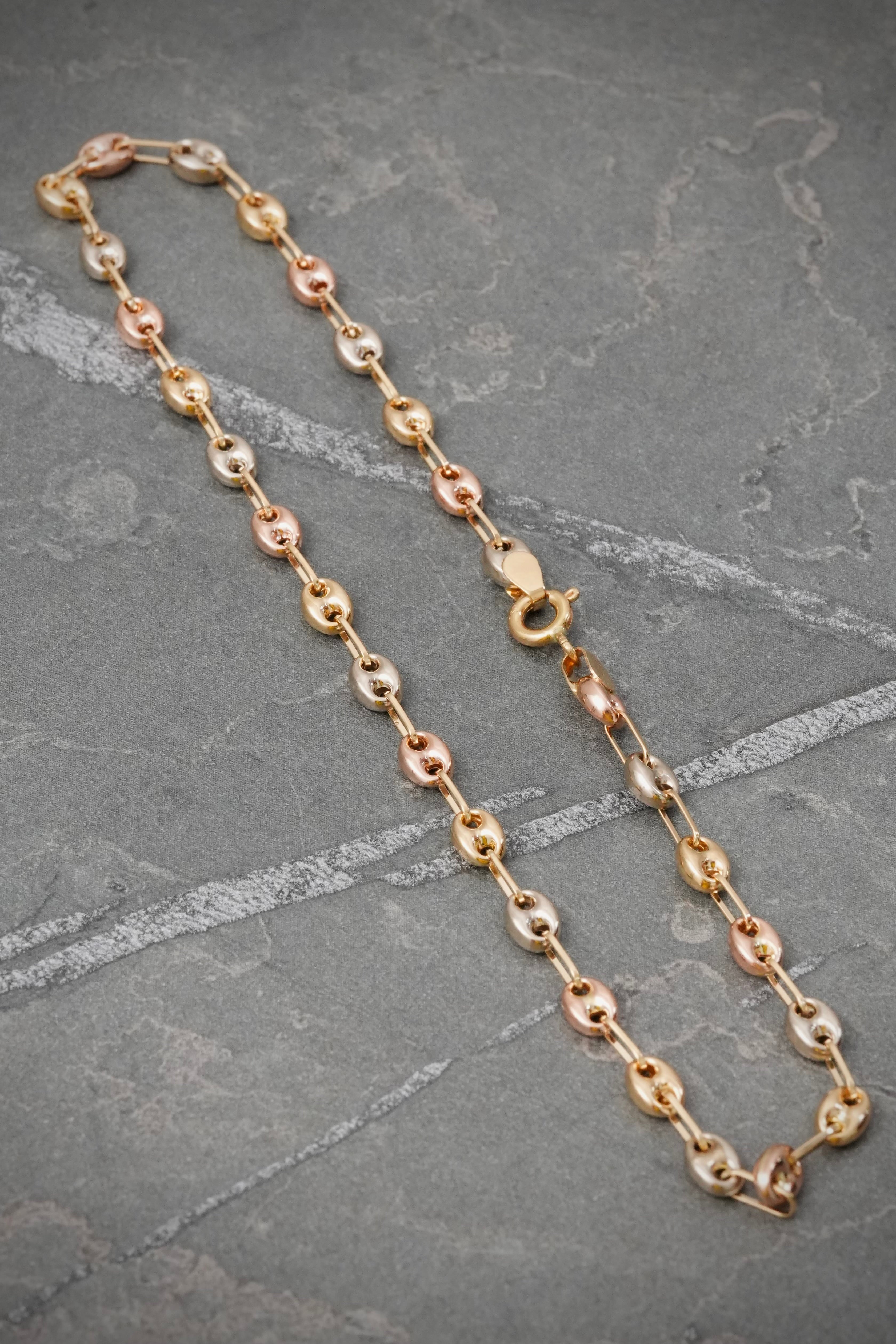 Tobillera Gc 2.8gr / 24.5cm / 3.7mm — Tres Oros