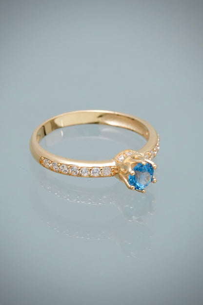 Solitario con Swarovski Azul y Blanco 2.95gr / Talla 7 3/4 — Oro Amarillo
