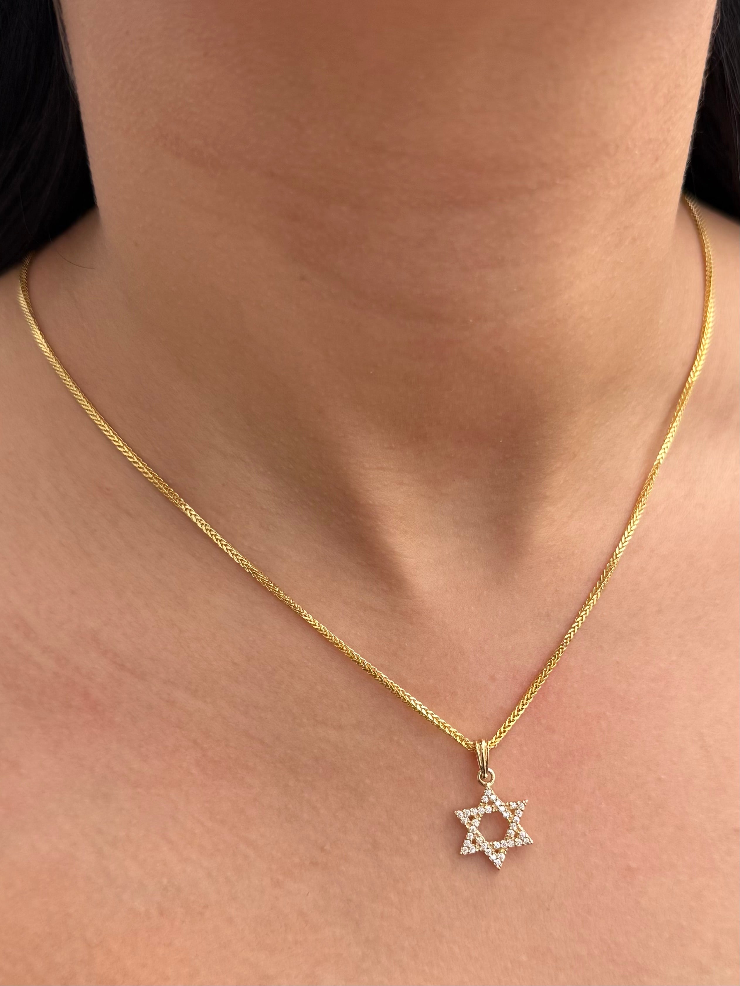 Dije Estrella de David 1.6gr / 2.3cm / 13mm — Oro Amarillo