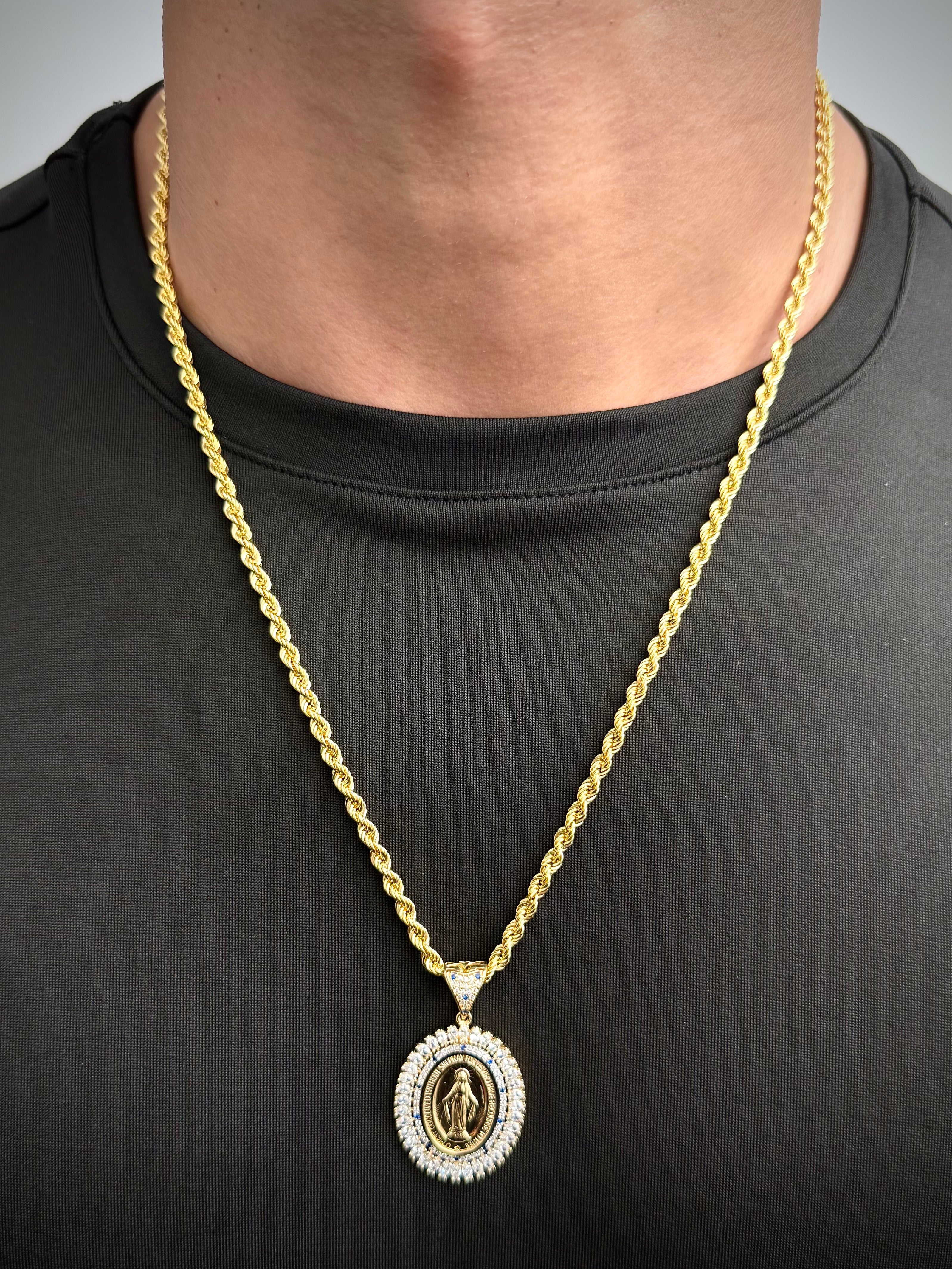 Dije Virgen de la Milagrosa con Swarovski Azul y Blanco 7.3gr / 4.2cm / 25.2mm — Oro Amarillo