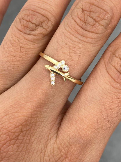 Anillo Avion con Swarovski Blanco 1.4gr / Talla 6 1/2 — Oro Amarillo