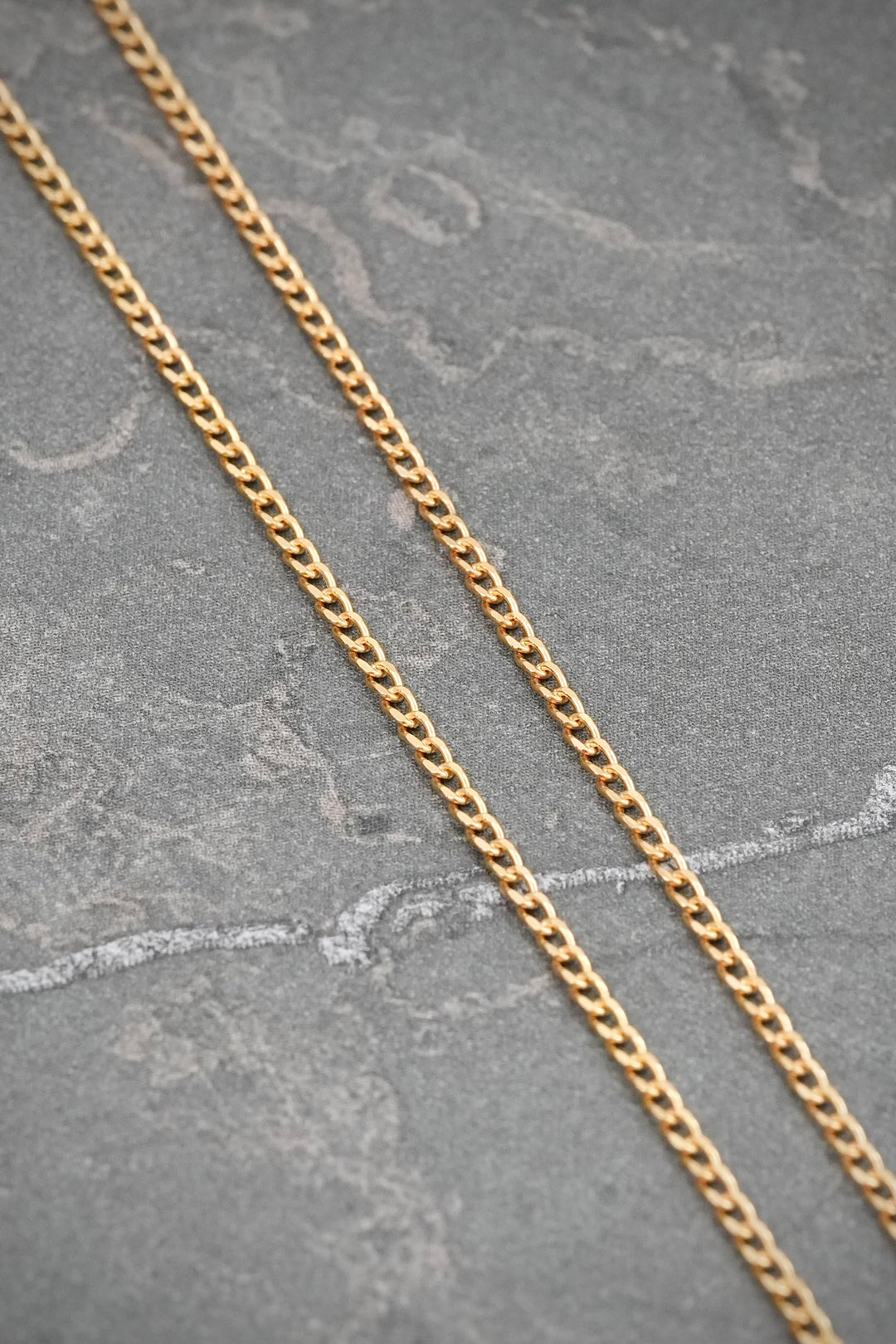 Cadena Cubana 1.8gr / 45cm / 1.4mm — Oro Amarillo