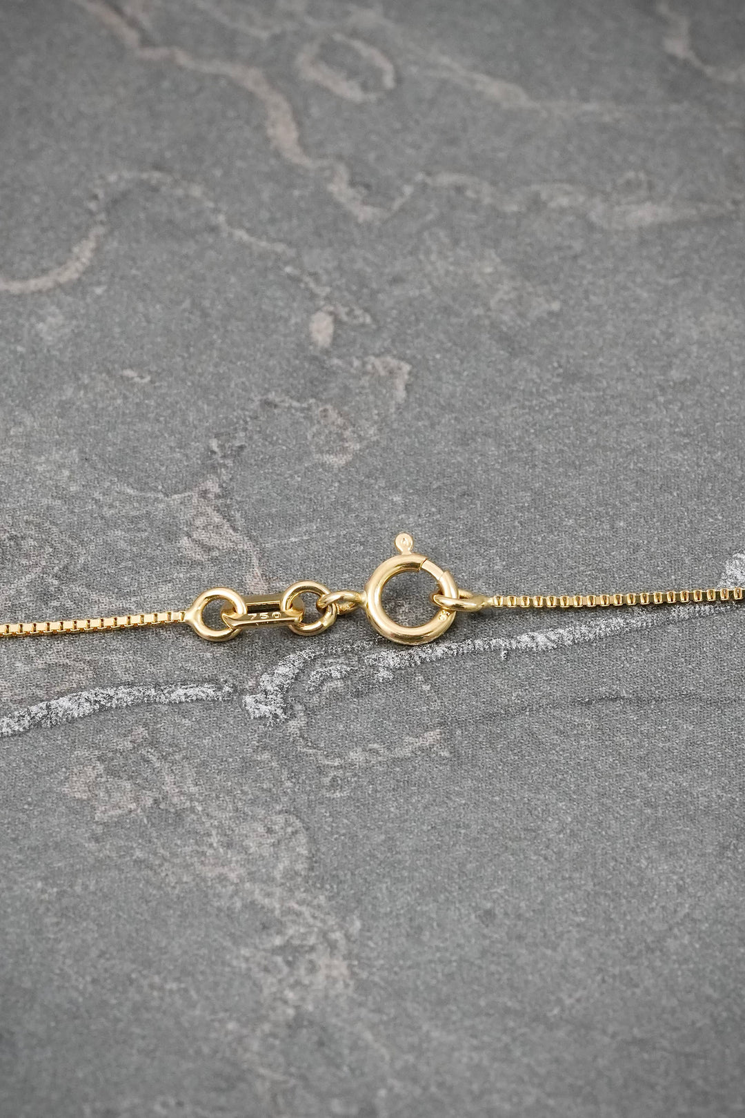 Cadena Veneciana 1.25gr / 45cm / 0.6mm — Oro Amarillo