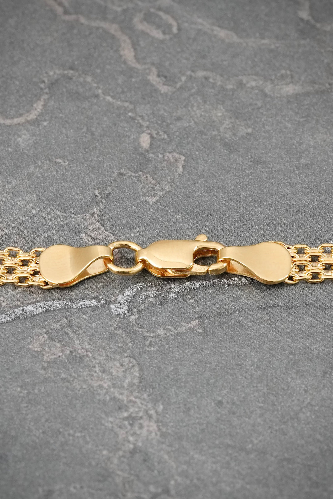 Cadena China 6.25gr / 45cm / 4.7mm — Oro Amarillo