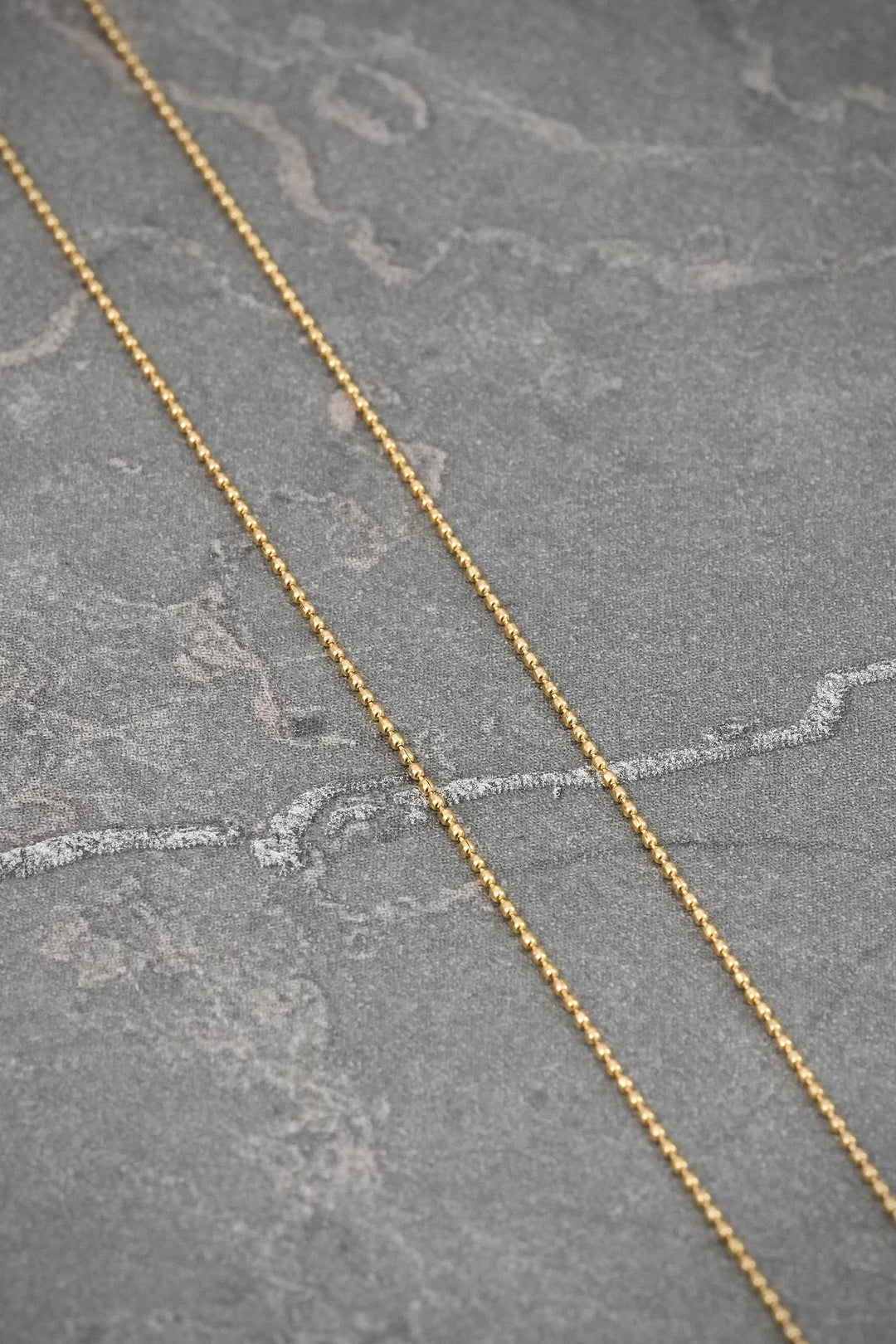 Cadena Mini Militar 0.95gr / 45cm / 0.6mm — Oro Amarillo