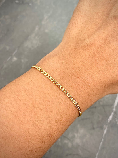 Pulso Cubano 1.1gr / 19.5cm / 2.5mm — Oro Amarillo