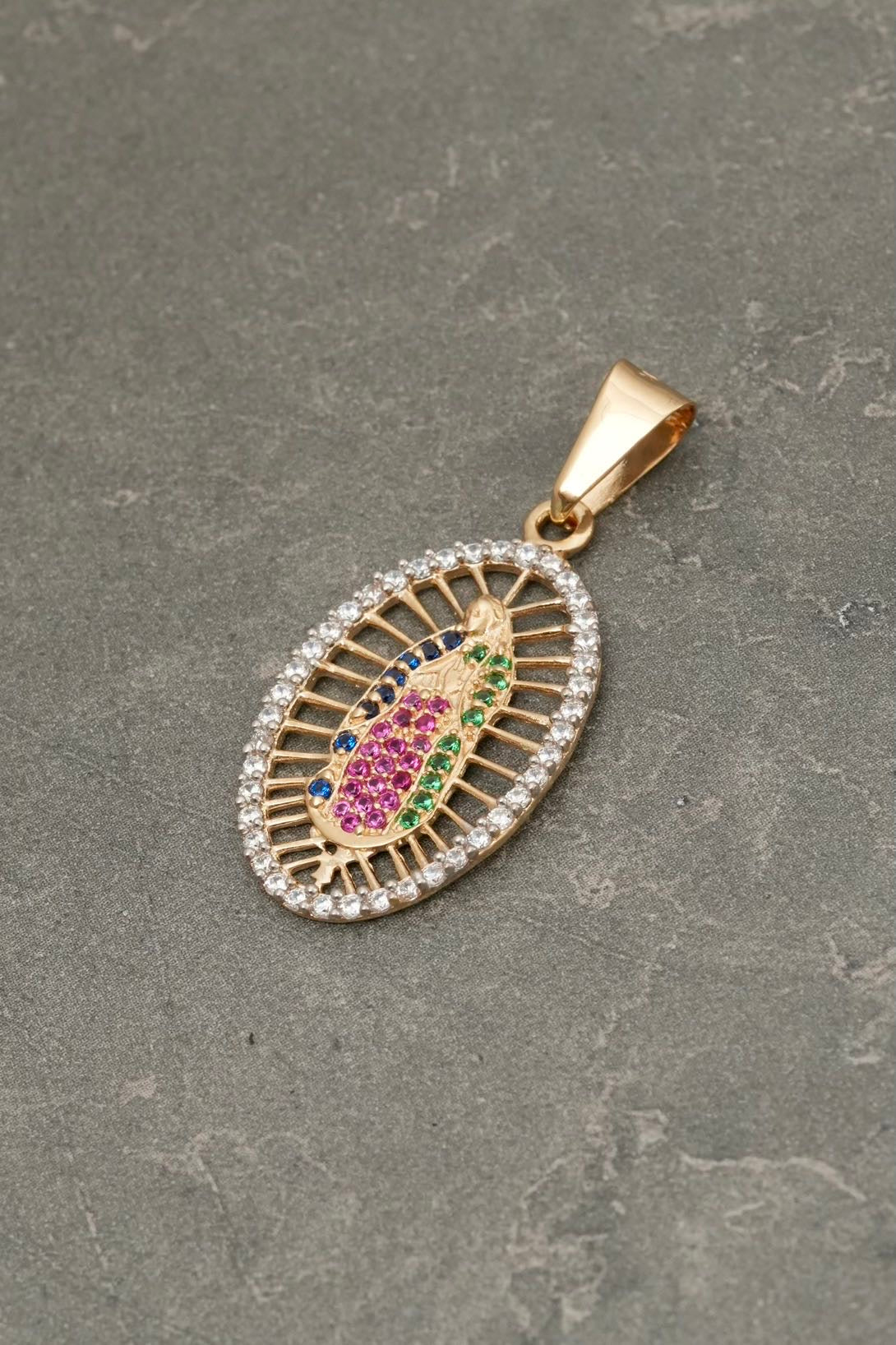 Dije Virgen de guadalupe con swarovski 2.75gr / Largo 3.5cm — Oro Amarillo