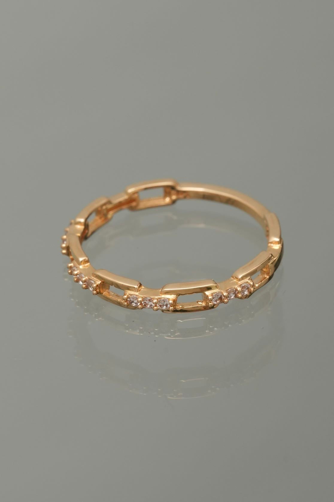 Anillo con swarovski blanco 1.9gr / TALLA 7 3/4 / Oro Amarillo Nac M