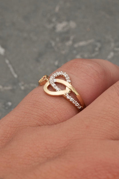 Anillo corazon con swarovski fucsia y blanco 2.1gr / TALLA 5 3/4 / Oro Amarillo Nac M