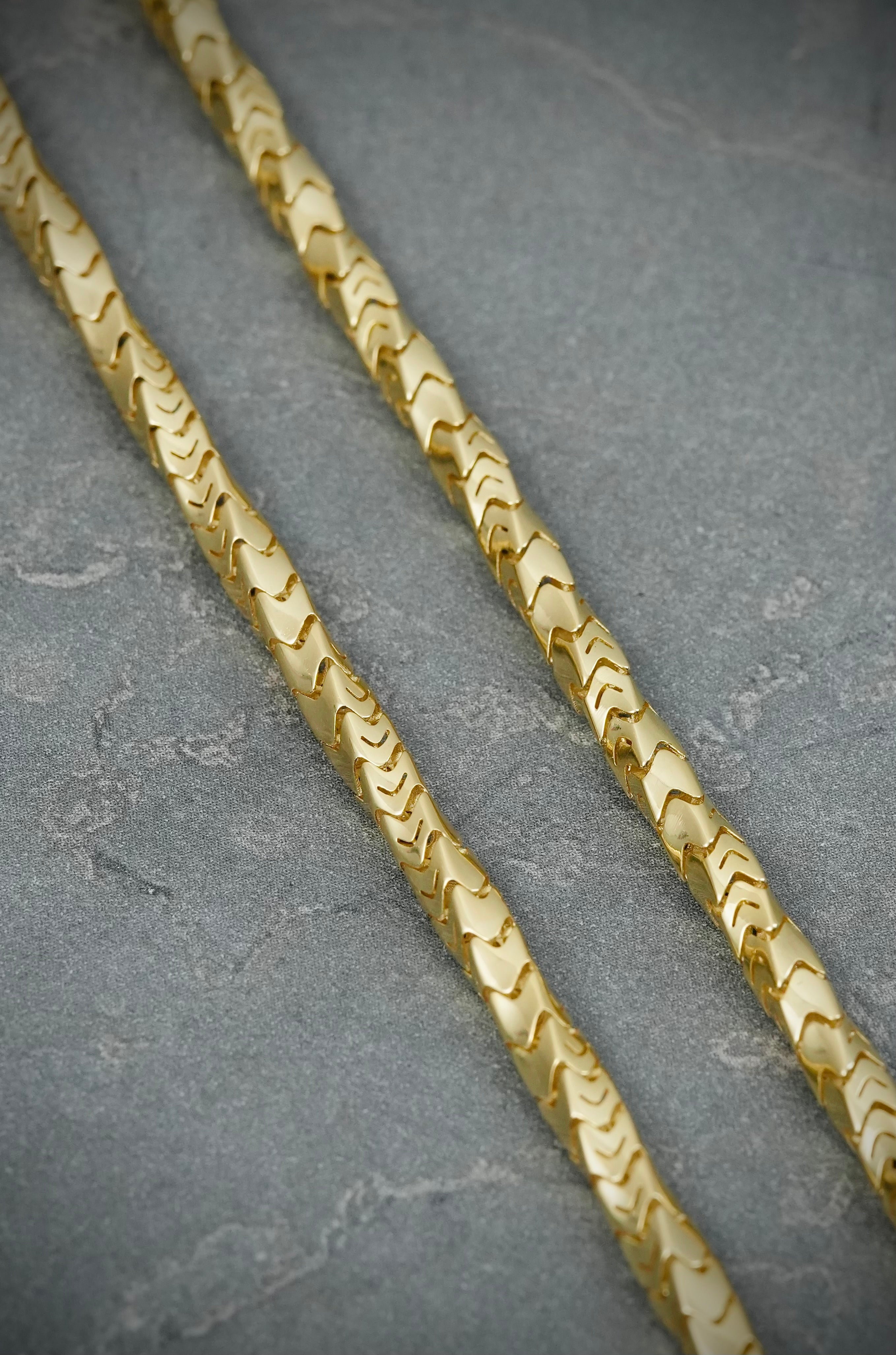 Cadena monaco 21.3gr / Ancho 60cm / Oro Amarillo italy +6 M