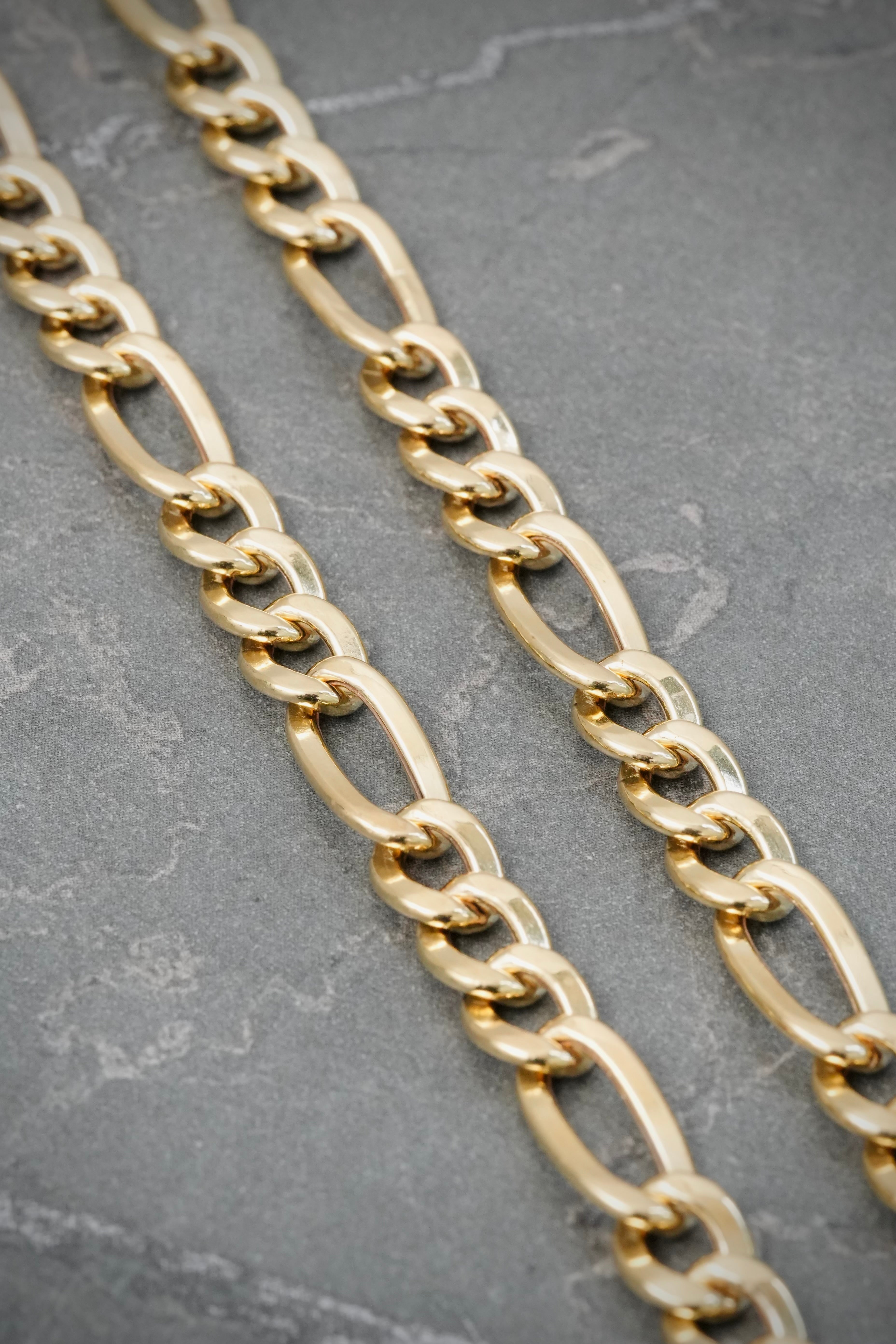 Cadena Figaro 18.7gr / 50cm / 6.4mm — Oro Amarillo