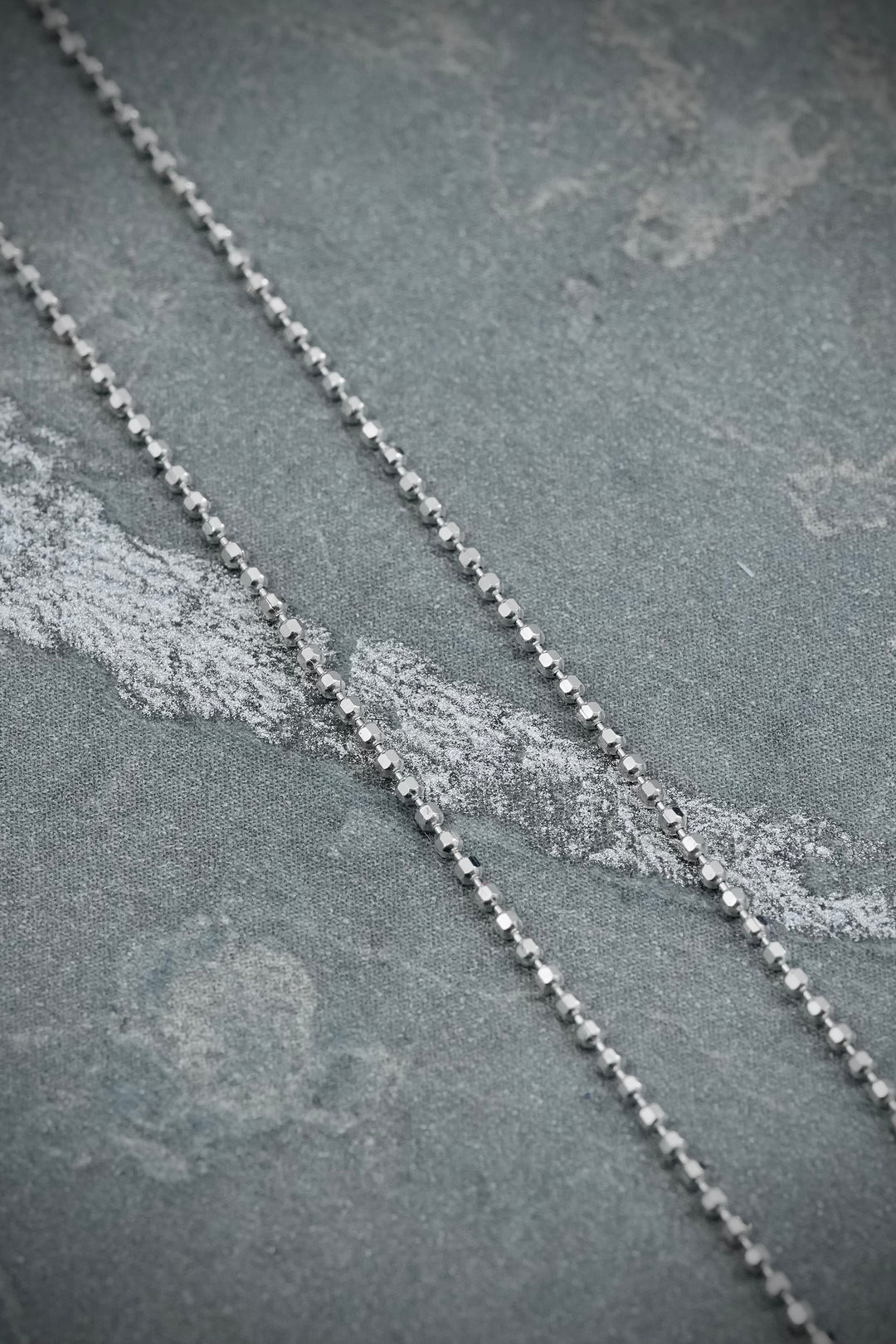 Cadena mini militar diamantada 1.6gr / Largo 40cm — Oro Blanco