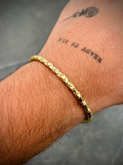 Pulso monaco 7.85gr / Largo 20.5cm / Oro Amarillo italy +6 M