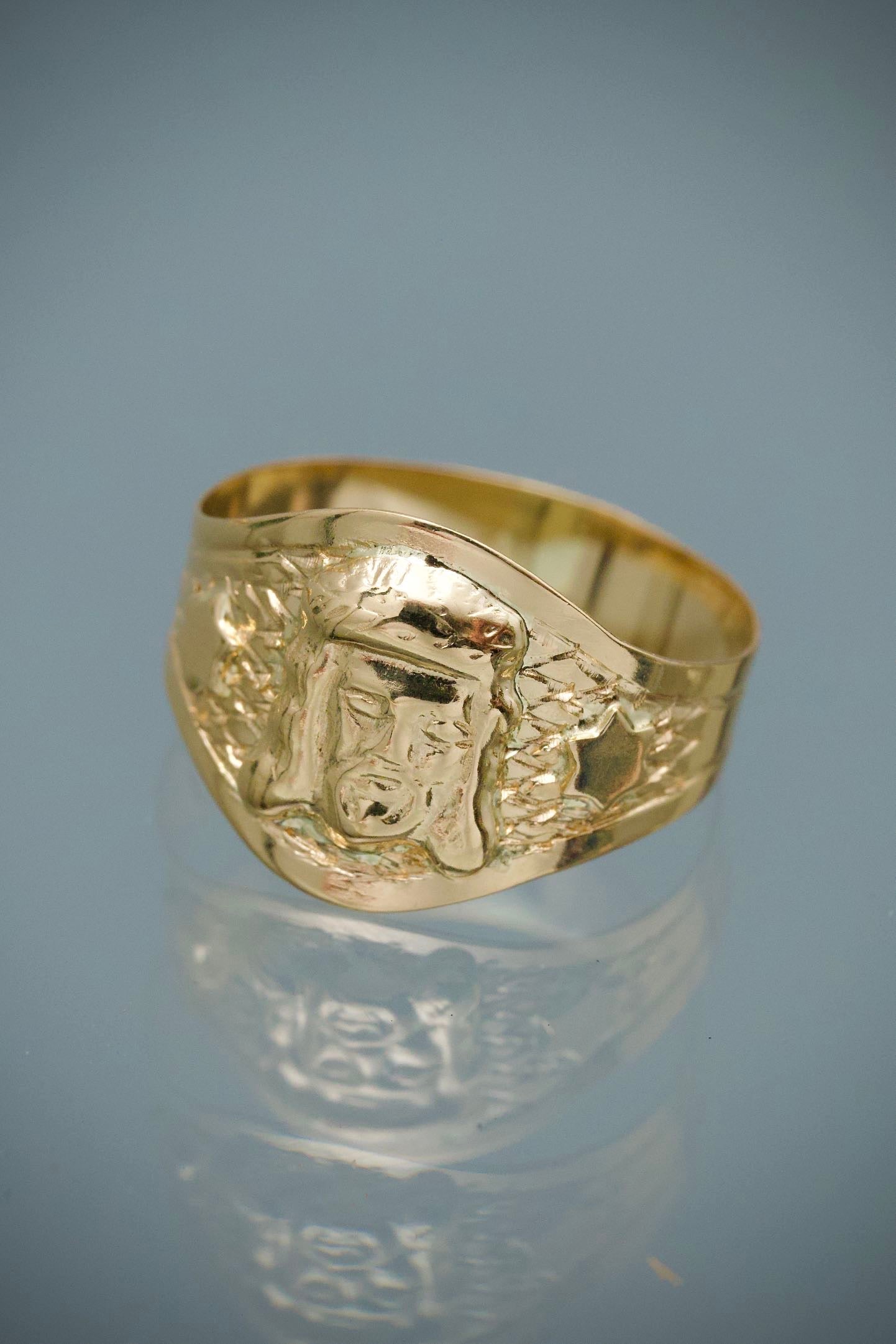 Anillo de Bebe Rostro de Jesus 1.15gr / Talla 2 3/4 — Oro Amarillo