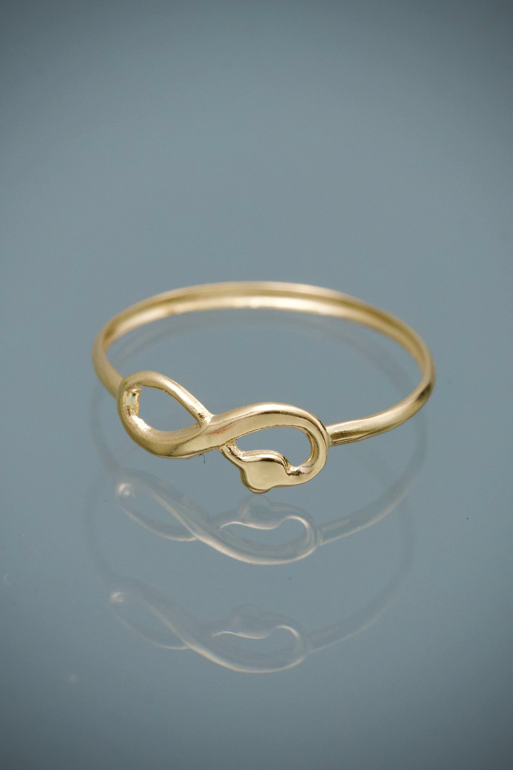 Anillo Infinito 0.4gr / Talla 5 1/2 — Oro Amarillo