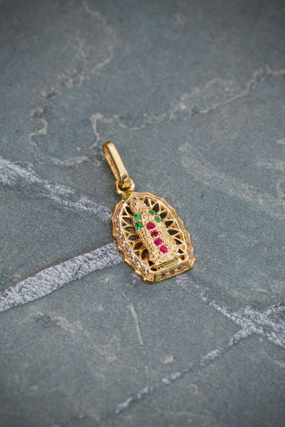 Dije Virgen de Guadalupe con Swarovski 1.2gr / 2.1cm / 9.6mm — Oro Amarillo