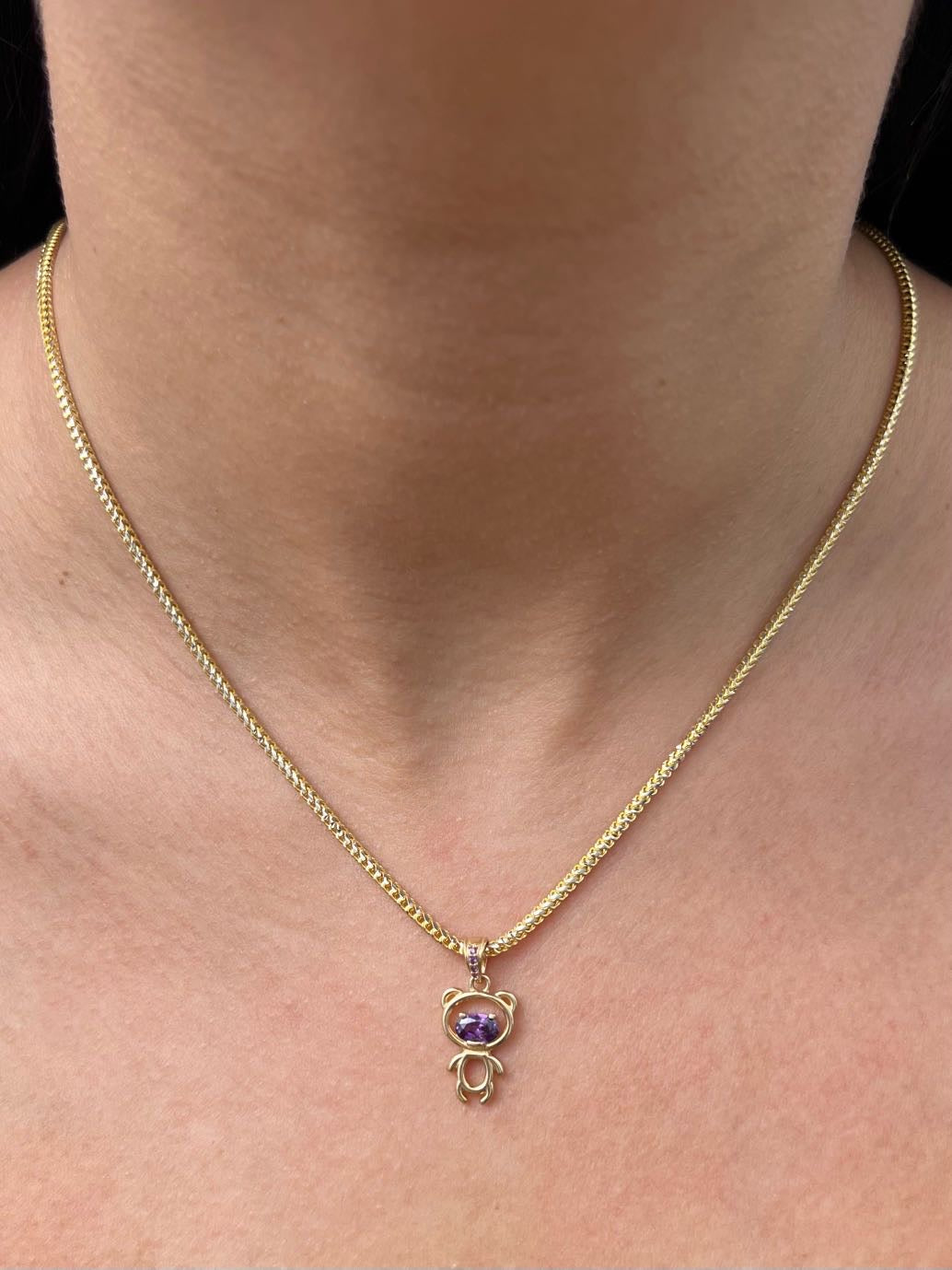 Dije oso con swarovski morado 1.8gr / Largo 2.2cm — Oro Amarillo