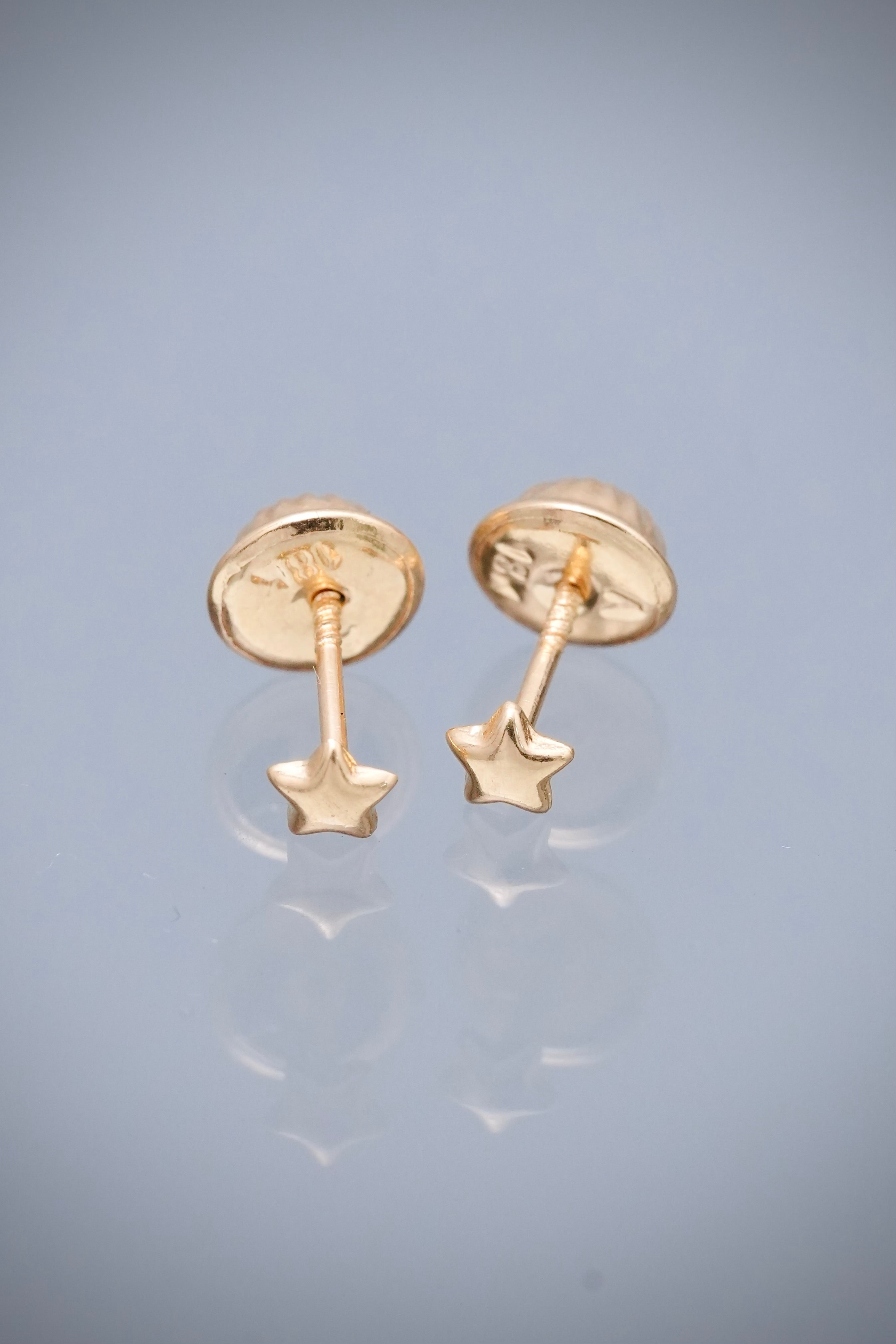 Topos estrella 0.35gr / Largo 0.3cm / Oro Amarillo Nac M