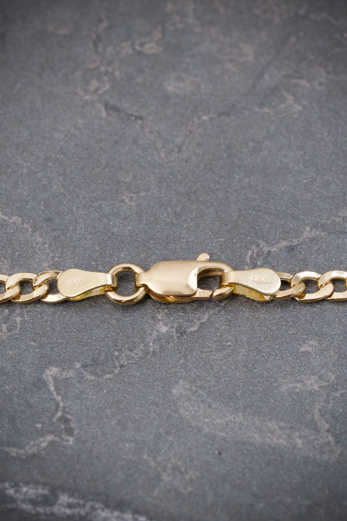 Cadena Cubana 7.1gr / 60cm / 3.3mm — Oro Amarillo