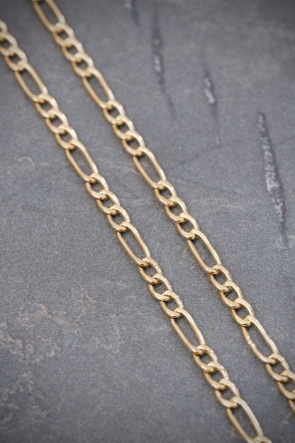 Cadena Figaro 4.5gr / 60cm / 3.4mm — Oro Amarillo