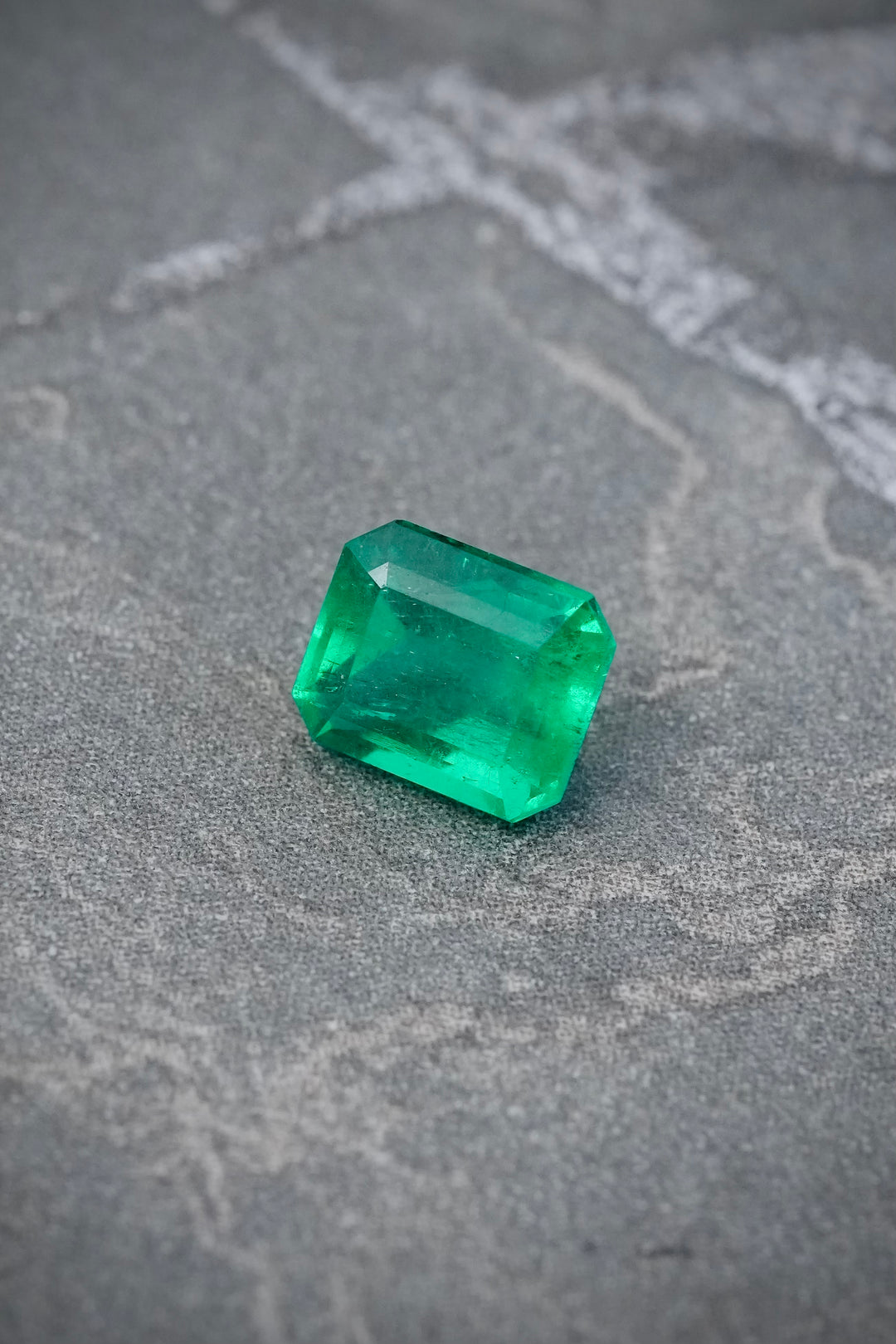 esmeralda rectangular 90pts
