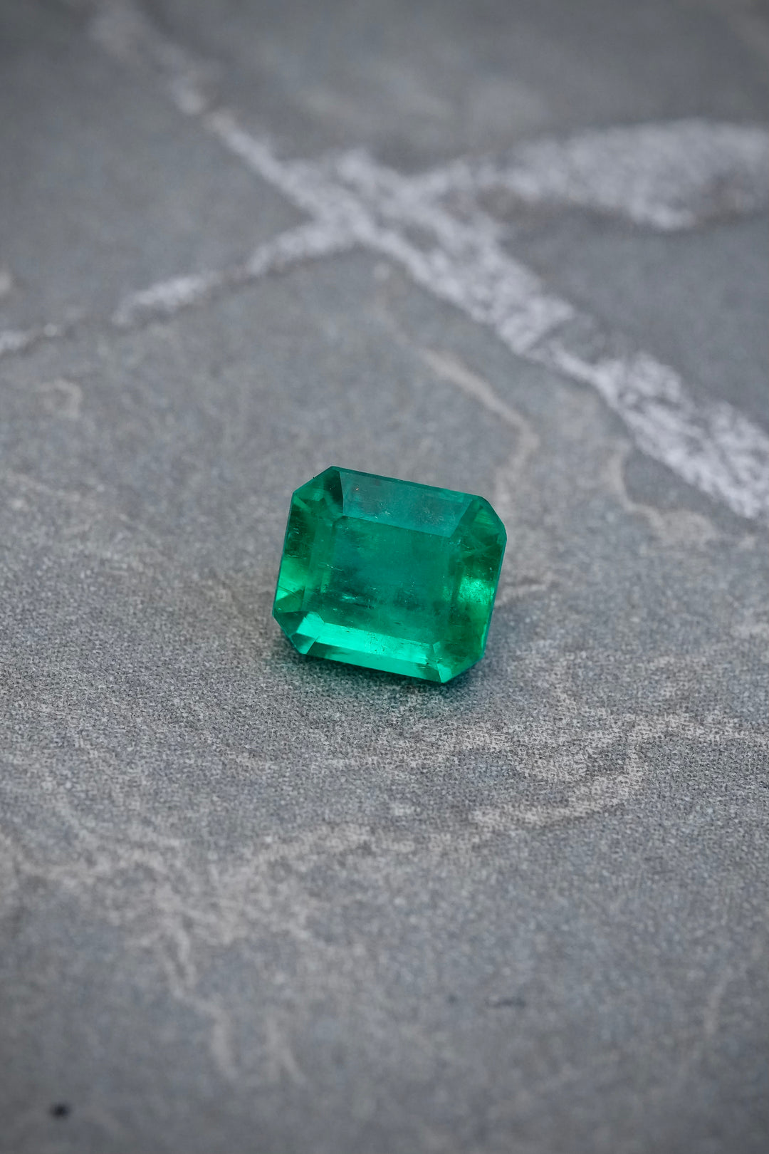 esmeralda rectangular 105pts